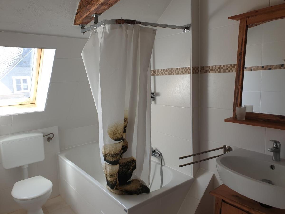 Neu Gemuetliche Ferienhaus Mit 3 Ferienwohnungen "Max " , " Leonore " Und "Beatrice" 할렌버그 외부 사진